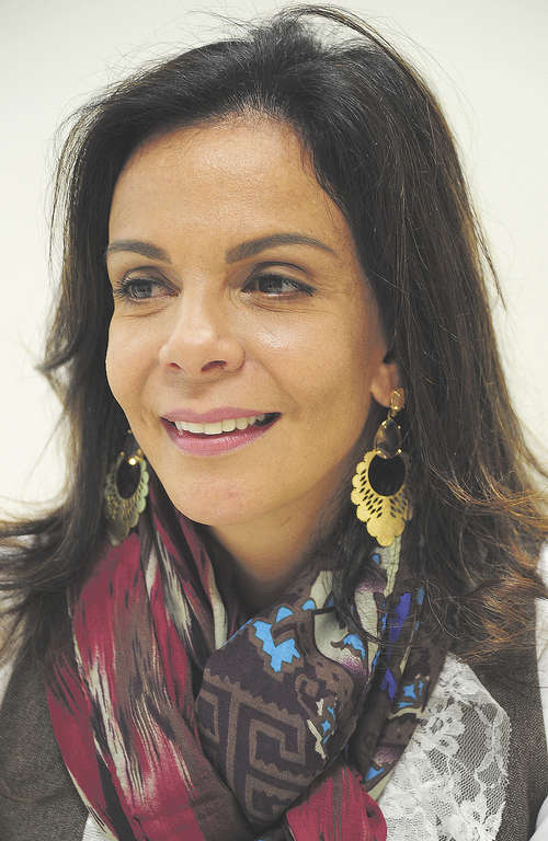 Sula Miranda lança disco 