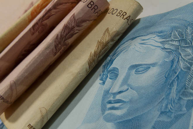 Atividade econômica cresce 0,28% em abril
