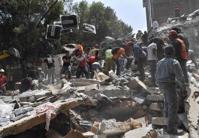 Resultado de imagem para Sobe para 224 o número de mortos em terremoto no México