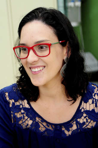 Professora Débora Godinho - EMÍDIO MARQUES