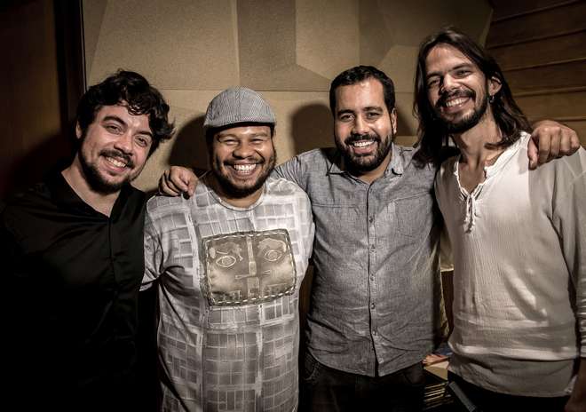 O quarteto mostra hoje no teatro do Sesc o álbum 'Casa nova' - DIVULGAÇÃO 