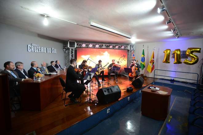 Solenidade de comemoração dos 15 anos do jornal Cruzeiro do Sul - ERICK PINHEIRO