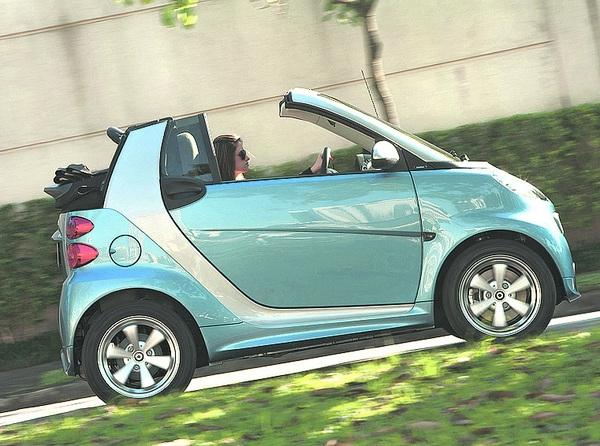 Smart fortwo cabrio tritop - Revista Carro