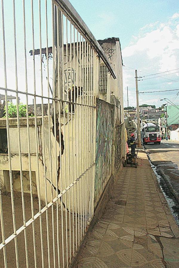 Rachadura aparece na Ponte Pinheiros em Sorocaba e moradores ficam  preocupados, Sorocaba e Jundiaí