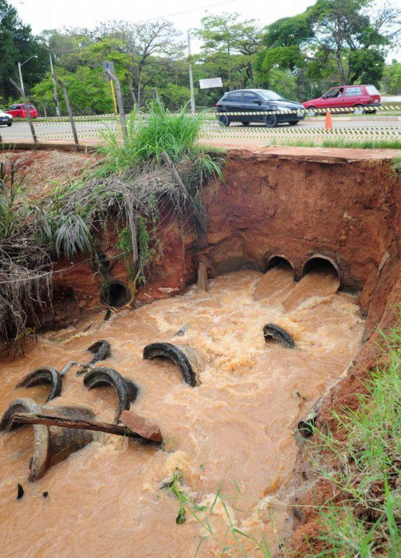 Garoa ameniza tempo seco depois de 54 dias sem chuva - 11/09/12 - SOROCABA  E REGIÃO - Jornal Cruzeiro do Sul