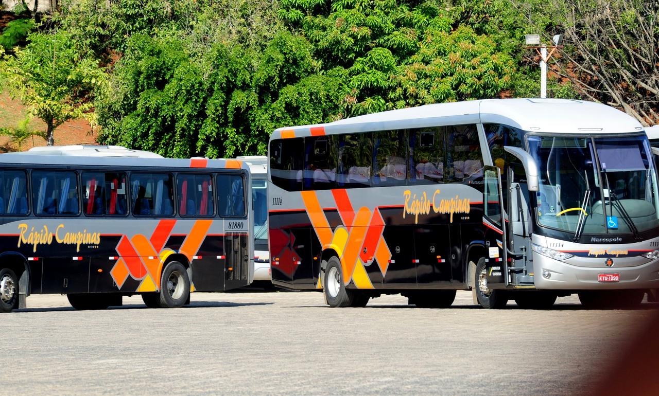 Passageira filma adolescentes usando drogas em ônibus da linha Campolim -  12/01/15 - SOROCABA E REGIÃO - Jornal Cruzeiro do Sul