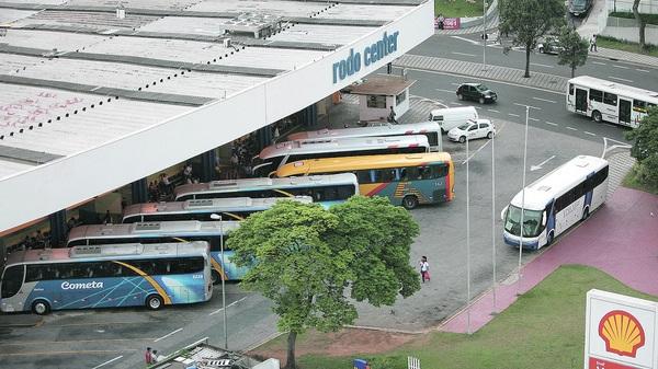 Terminais Rodoviários e Urbanos Rodocenter-Sorocaba-SP em Sorocaba por  EDUARDO - SOROCABUS - ID:42926 - Ônibus Brasil