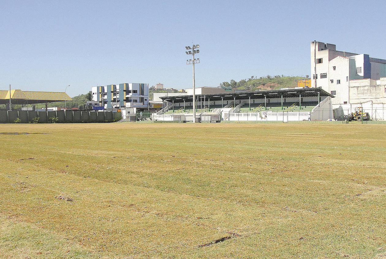 O Estádio Domênico Paolo Metidieri, que passaria a ser estacionamento, motivou a proposta - ARQUIVO JCS / DIVULGAÇÃO