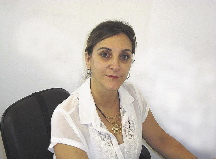 Janete Aparecida Almenara, professora de Direto do Trabalho - DIVULGAÇÃO 