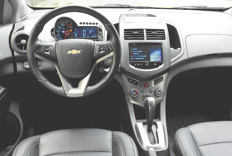 Chevrolet Sonic Effect 2014: fotos, preços e especificações