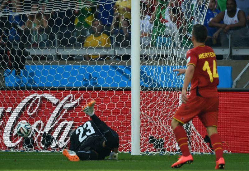 No fim, o time belga conseguiu a virada com o gol de Mertens - AFP / Christophe Simon