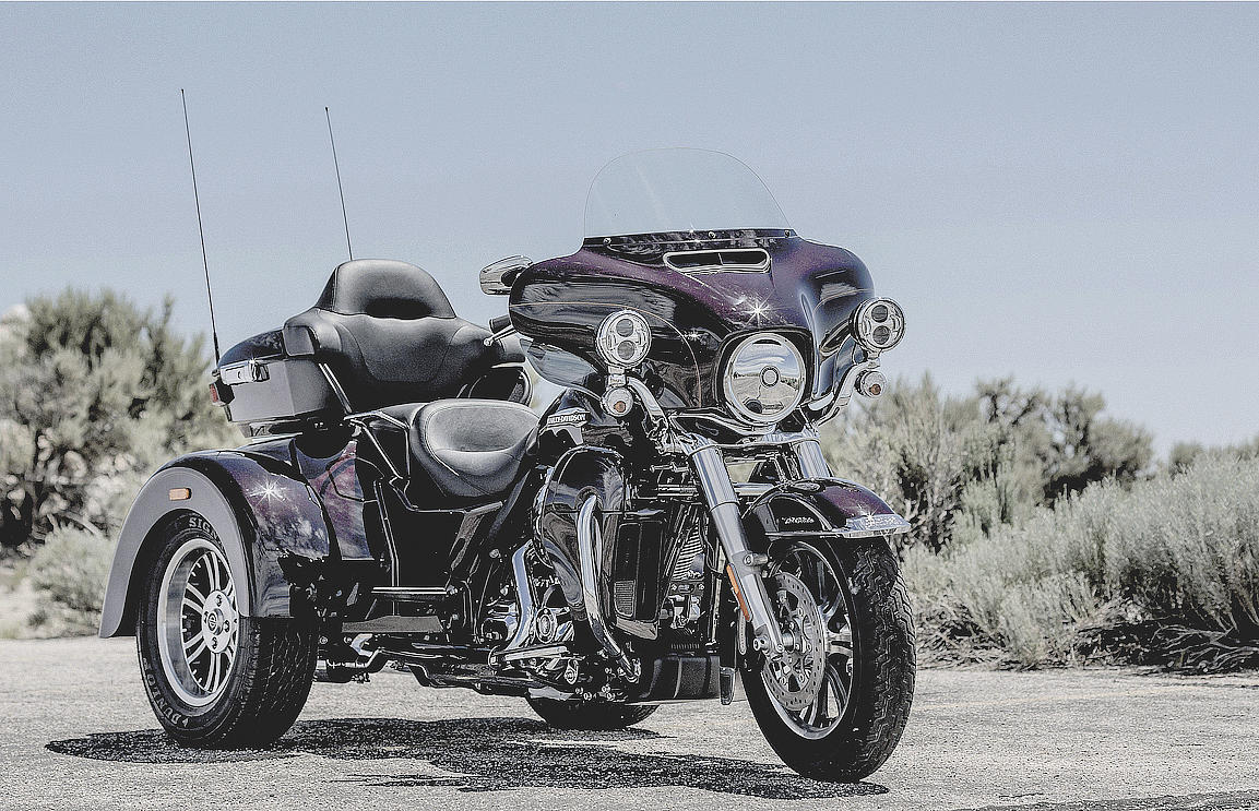 Harley-Davidson lançou o Tri Glide Ultra - DIVULGAÇÃO