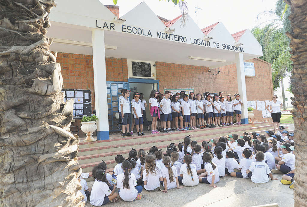 Alunos Do Monteiro Lobato Entram Em Guerra Contra O Aedes Aegypti - 15 ...