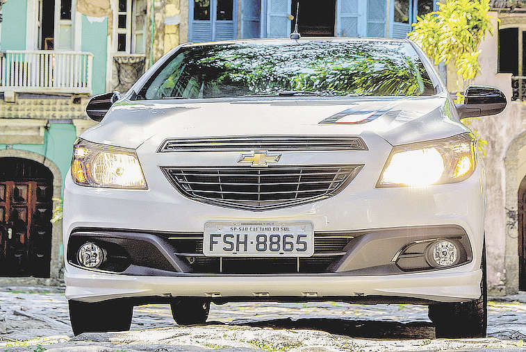 Chevrolet Onix ganha apelo esportivo na versão Effect, mas motor 1.4 não  garante o aumento da adrenalina - 02/04/15 - MOTOR - Jornal Cruzeiro do Sul