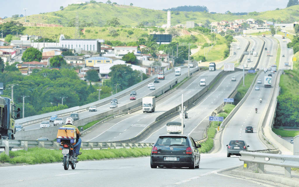 A rodovia Raposo Tavares é uma das principais ligações viárias entre as 26 cidades que compõem a RMS - ERICK PINHEIRO / ARQUIVO JCS