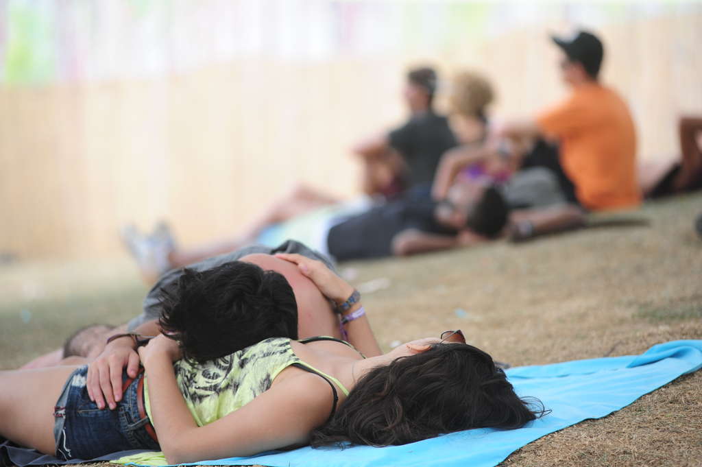 Muitos fãs da música eletrônica deixaram para chegar mais tarde para conferir as atrações mais esperadas, que se apresentam à noite - LUIZ SETTI