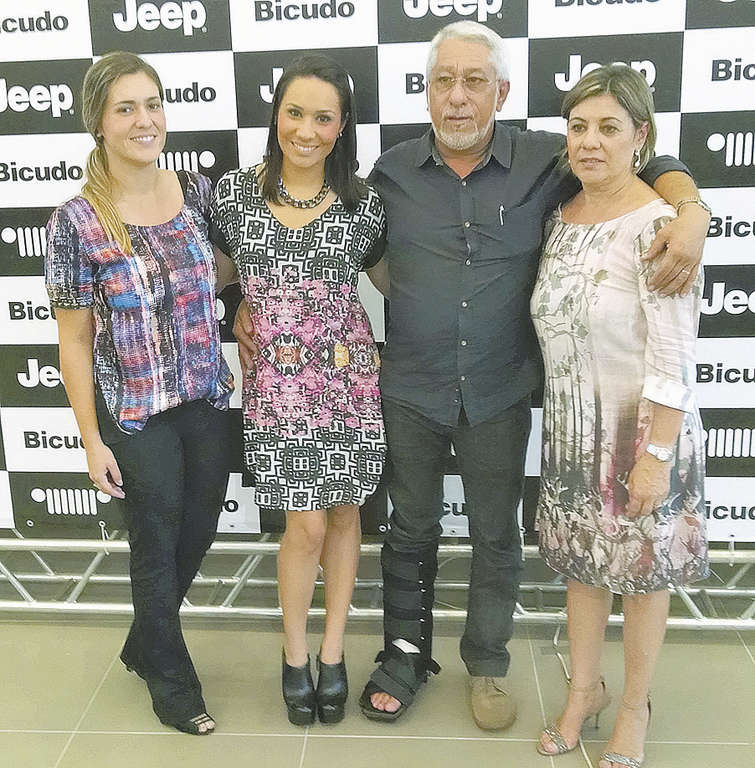 Grupo Bicudo inaugura concessionária Jeep em Itu - 05/05/15 - PRESENÇA