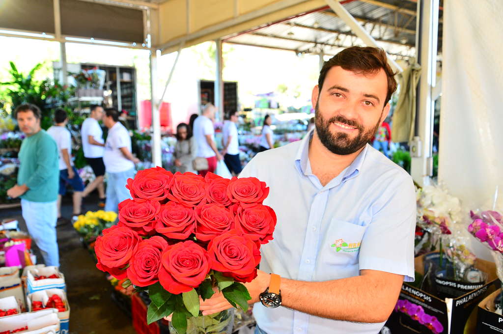 Ceagesp receberá mais de 5.700 rosas vermelhas importadas - 06/06/15 -  SOROCABA E REGIÃO - Jornal Cruzeiro do Sul