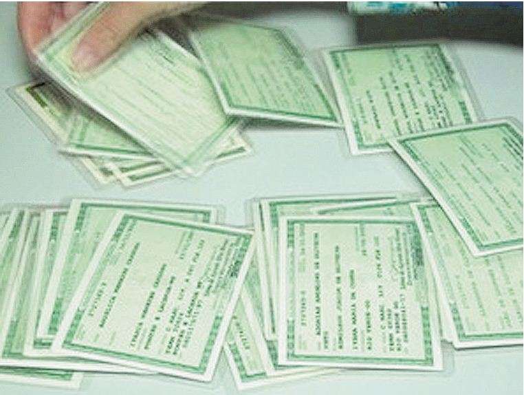 Cédula de Identidade deve ser renovada a cada 10 anos 02/08/15 SOROCABA E REGIÃO Jornal Cédula de Identidade deve ser renovada a cada 10 anos 02/08/15 SOROCABA E REGIÃO Jornal