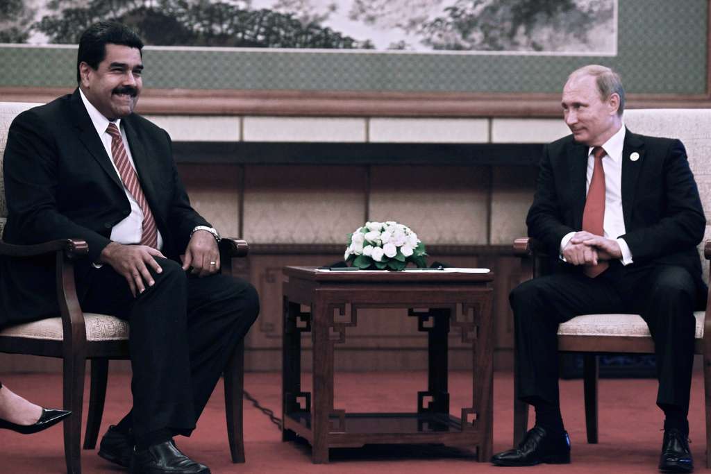 Nicolás Maduro e Vladimir Putin durante reunião na China - Adival B. Pinto/Arquivo JCS (05/08/2015)