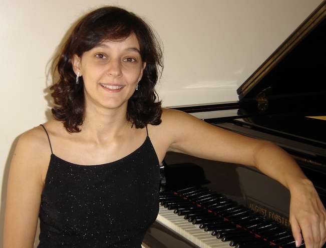 Lúcia Helena Bismara realiza dissertação de mestrado sobre o maestro - DIVULGAÇÃO