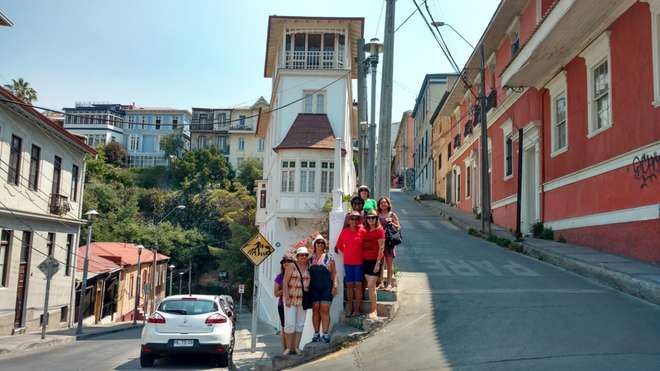 Grupo de turistas de Sorocaba visita a casa de Pablo Neruda, em Vina Del Mar - DIVULGAÇÃO