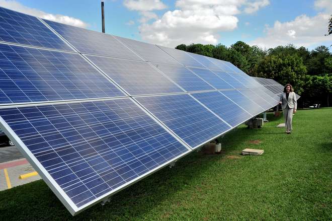 Cerca de 15% da energia consumida no campus é solar - EMIDIO MARQUES