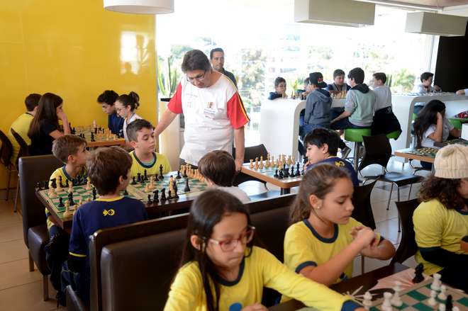 Primeira edição dos Jogos Escolares faz sucesso na escola Erich