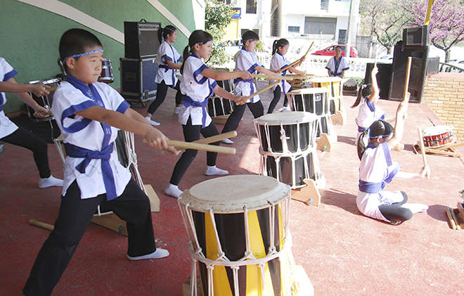 Festa da Cerejeira reúne música, dança e uma praça de alimentação recheada de quitutes japoneses e caipiras - DIVULGAÇÃO: AIPMP