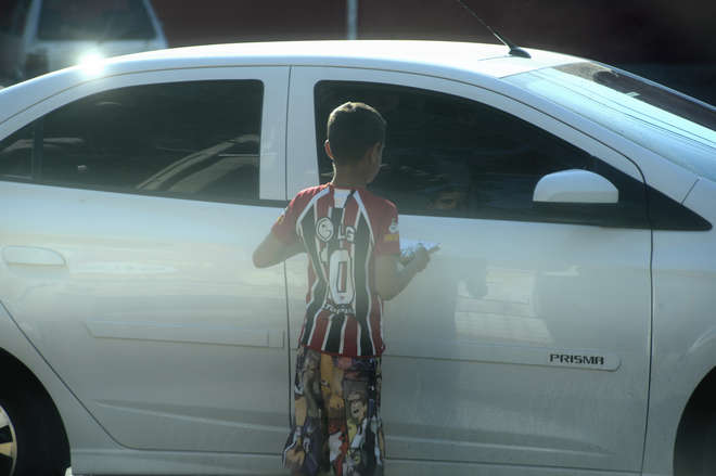 Sorocaba tem 84 crianças vendendo em semáforos - 17/07/18 ...