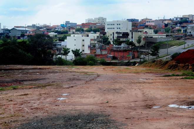 BOITUVA - novo fórum, escola estadual, avenida e complexo esportivo tiveram as construção iniciada, mas em conclusão - EMÍDIO MARQUES